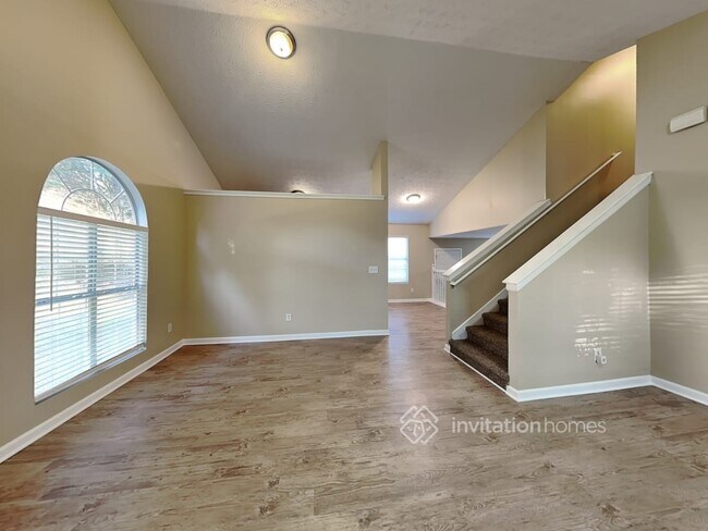 Building Photo - 2169 Silver Thorn Ct