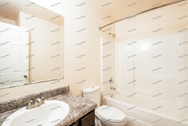 Building Photo - 25158 E 92nd Ct S