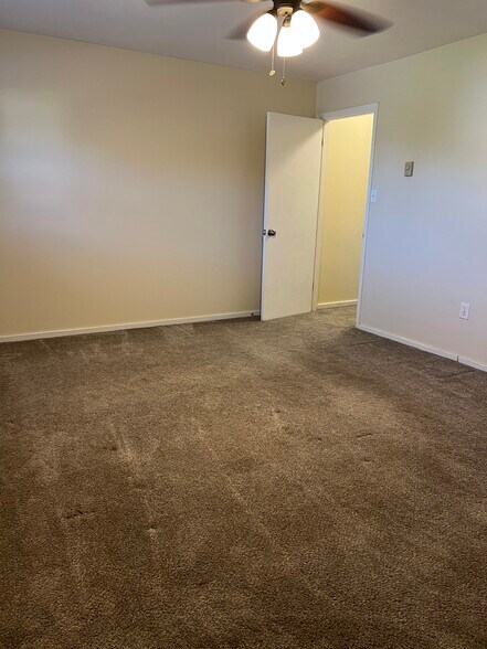 Building Photo - 508 Berkshire Ln