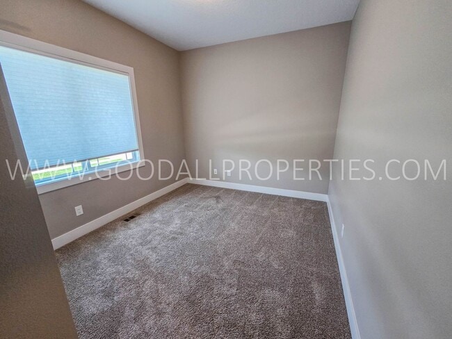 Building Photo - 16656 Wilden Dr