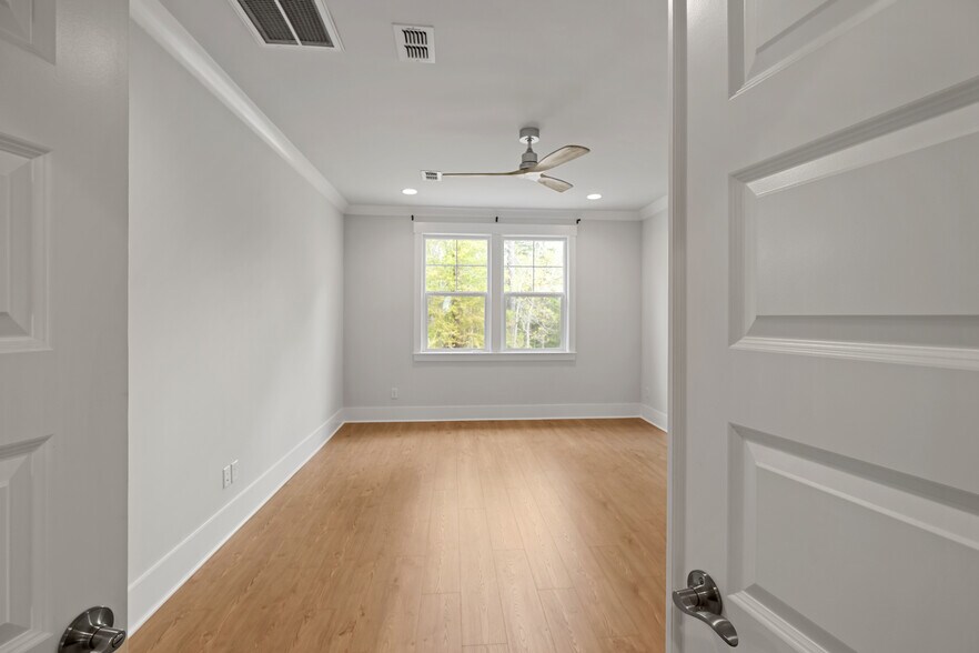 Building Photo - 2648 Balena Dr