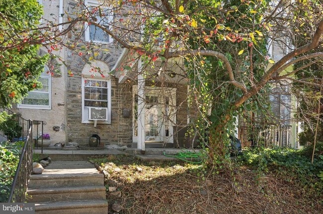 Building Photo - 2735 N 46th St