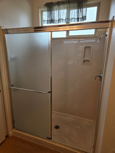 Building Photo - 405 Hopkins Ct