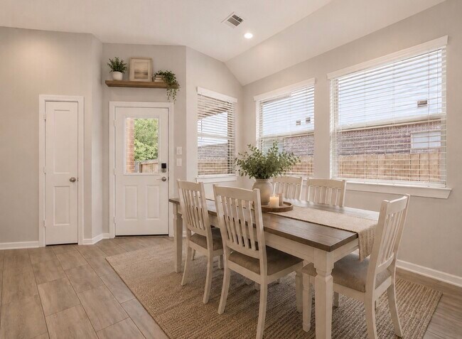 Building Photo - 731 Lacebark Elm Trl