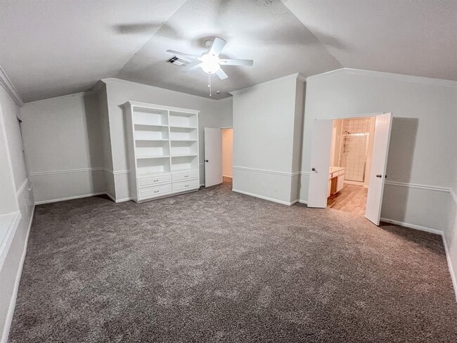 Building Photo - 319 Grand Isle Ln