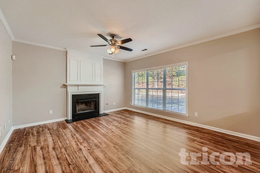 Building Photo - 5910 Haterleigh Dr