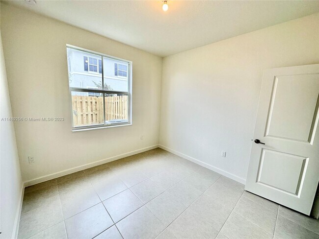 Building Photo - 11891 NW 46th St