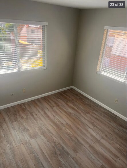 Building Photo - 10235 Madrid Way