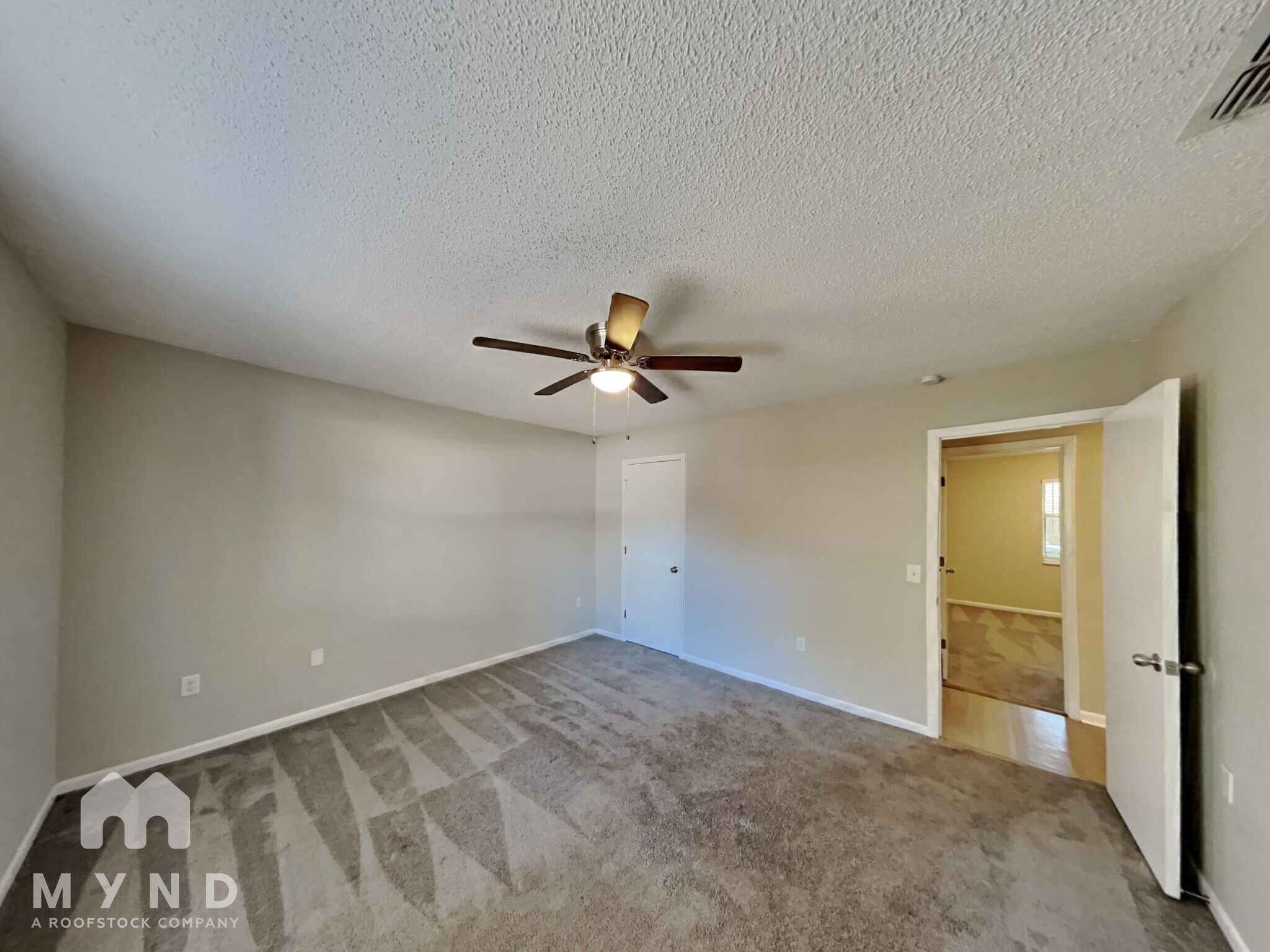 Building Photo - 2030 Voltaire St