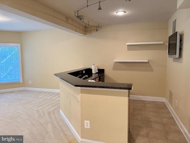 Building Photo - 43110 Kingsport Dr