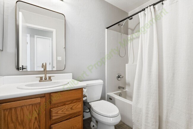 Building Photo - Resort-Style Gilbert Living with Private Pool & Outdoor Kitchen!