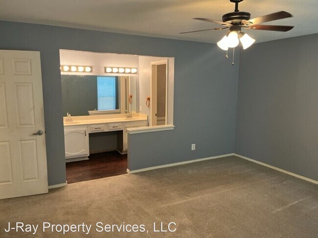 Building Photo - 3 br, 2 bath House - 5070 Red River Trail