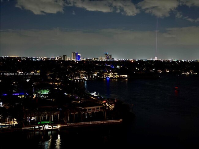 Building Photo - 1201 S Ocean Dr