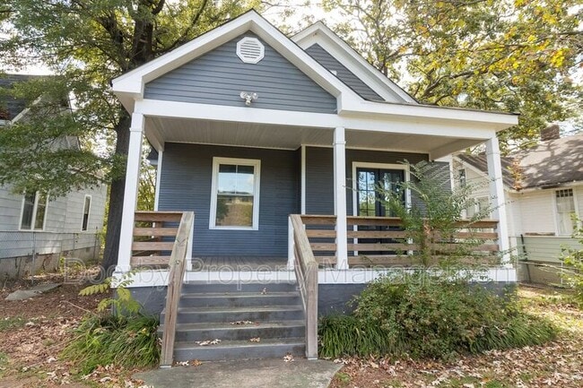 Building Photo - 2304 Chamberlain Ave.