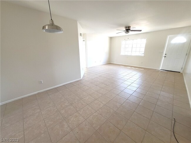 Building Photo - 1141 Sixshooter Ave