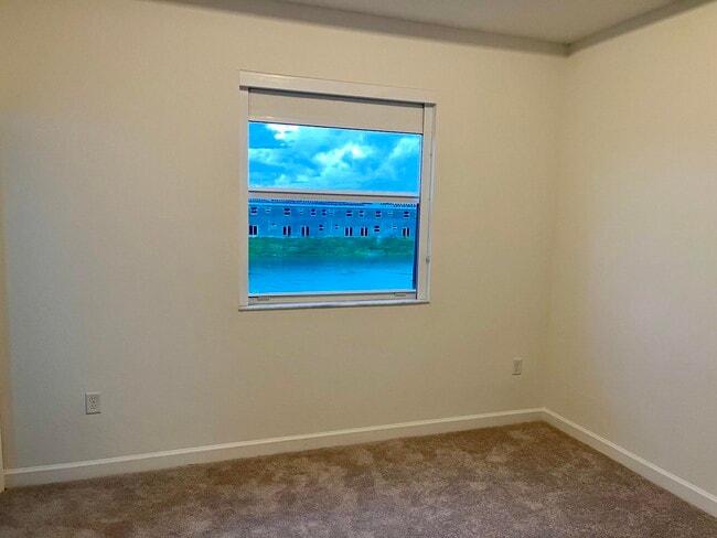 Building Photo - 2776 SE 26th Ave