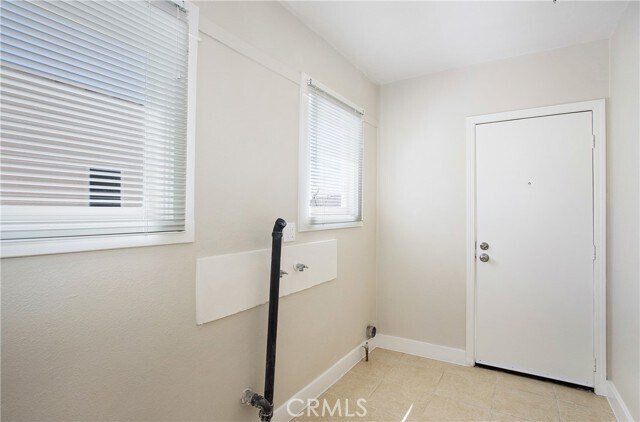 Building Photo - 7745 Friends Ave