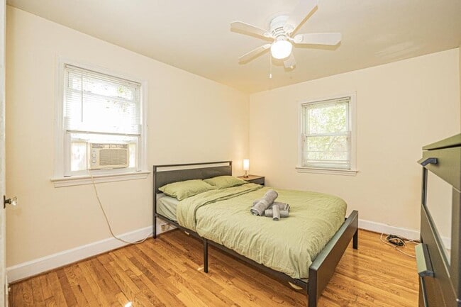 Building Photo - 8411 Potomac Ave