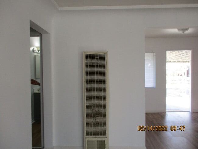 Building Photo - 2500 Security