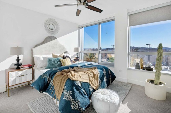 Building Photo - 8 Buchanan St