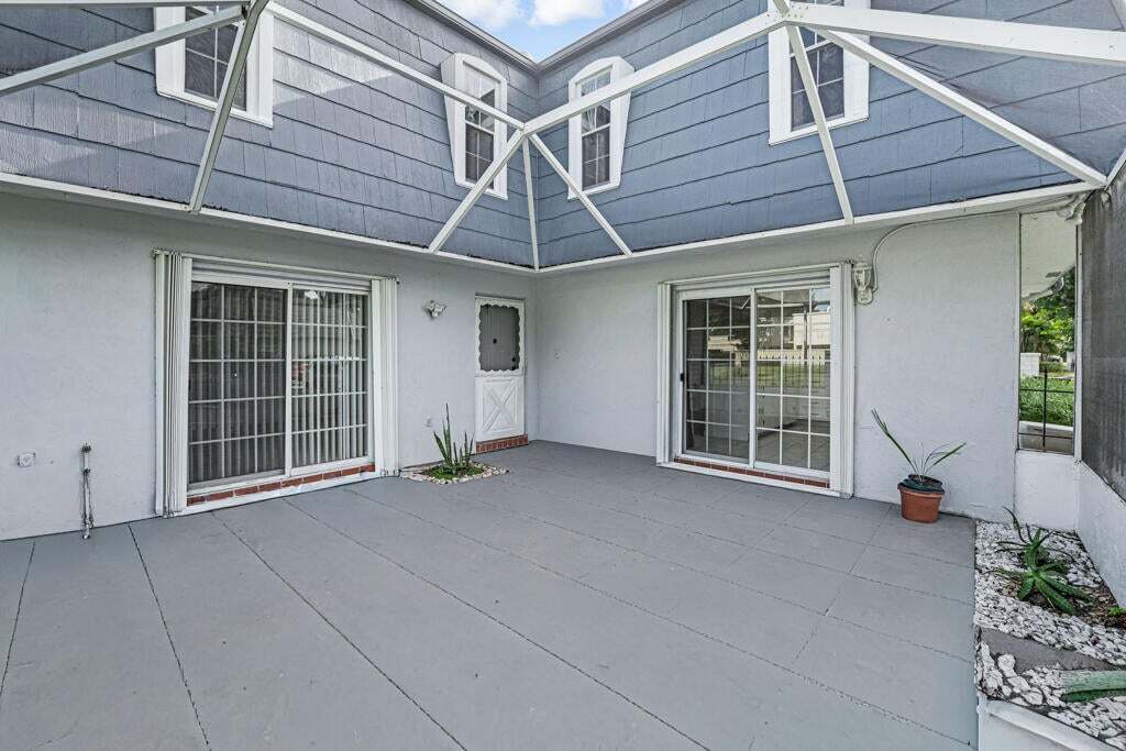 Building Photo - 12057 Basin St N