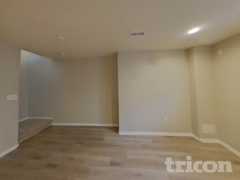 Building Photo - 1508 Ponderosa Dr