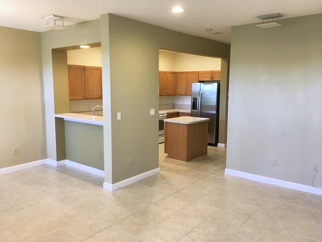 Building Photo - 850 Millbrae Ct