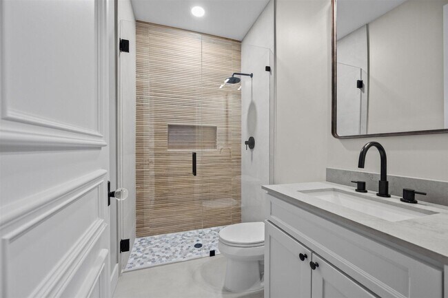 Building Photo - 2911 Bent Cypress Rd