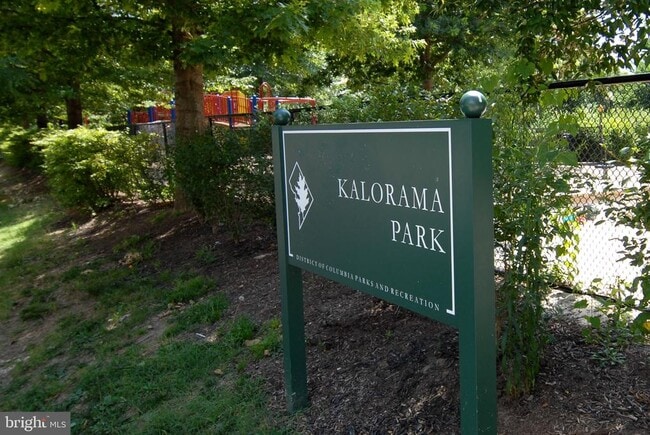 Building Photo - 1794 Lanier Pl NW