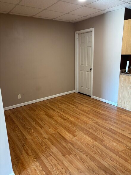 Dining Room - 211 E Franklin Street