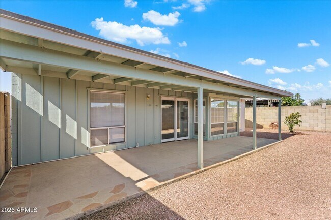 Building Photo - 8037 N 40th Ave