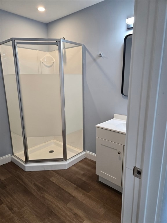 Building Photo - 715 River St