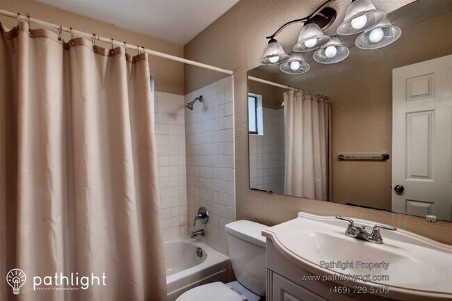 Building Photo - 3528 Granby Dr