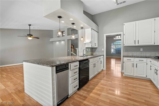 Building Photo - 3032 Pier Harbor Dr