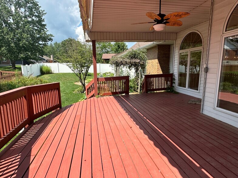 Building Photo - 4 Grayson Ridge Dr