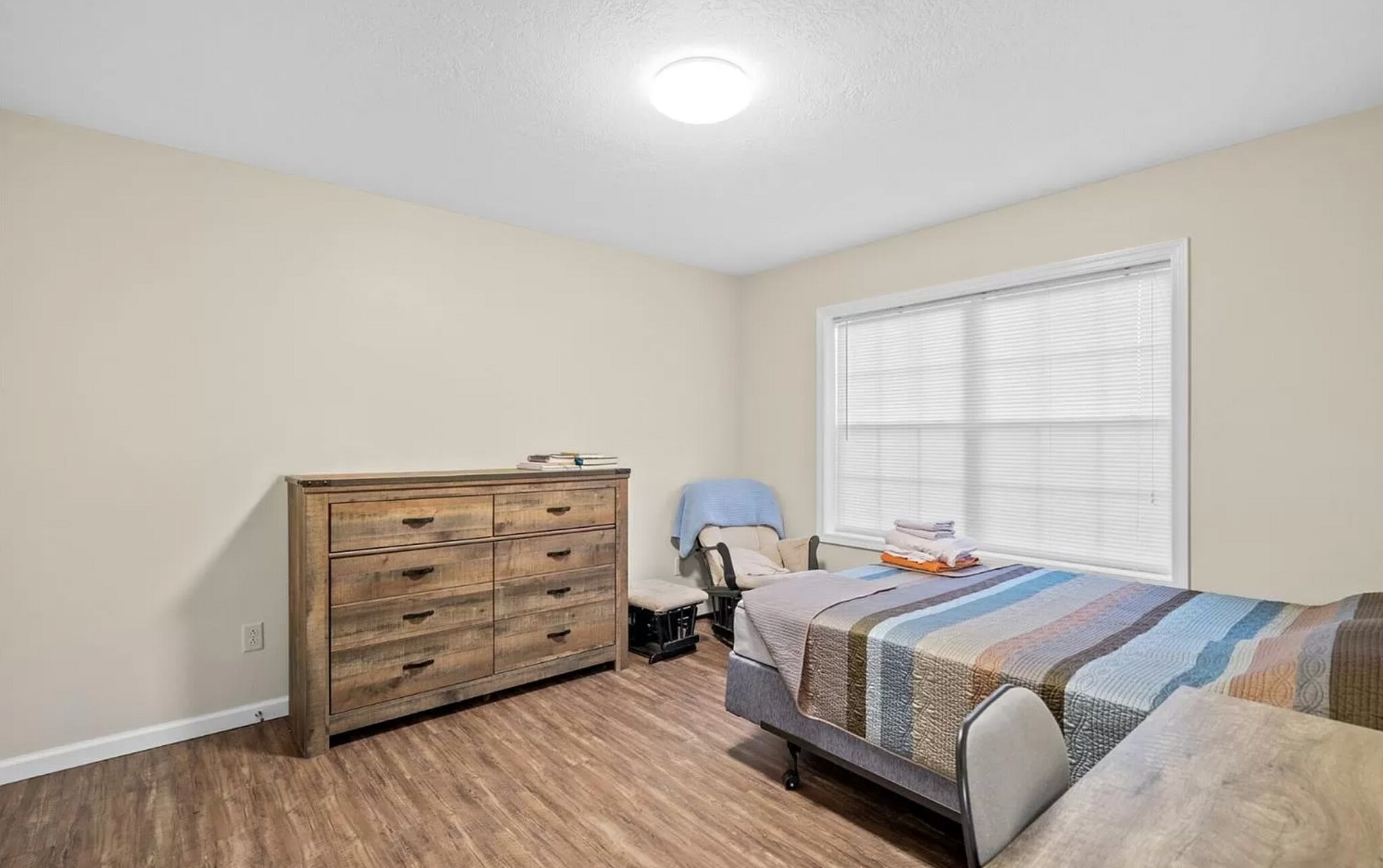 Building Photo - 127 Birdseye View Dr