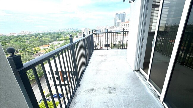 Building Photo - 4100 Salzedo St
