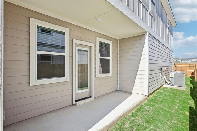 Building Photo - 2058 Alice Jay Wy