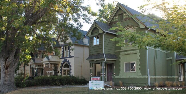 Building Photo - Highlands 1 Bedroom 1 Bath w/ Yard and Laundry!