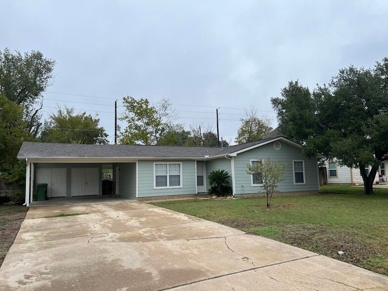 Primary Photo - 112 Highland Dr