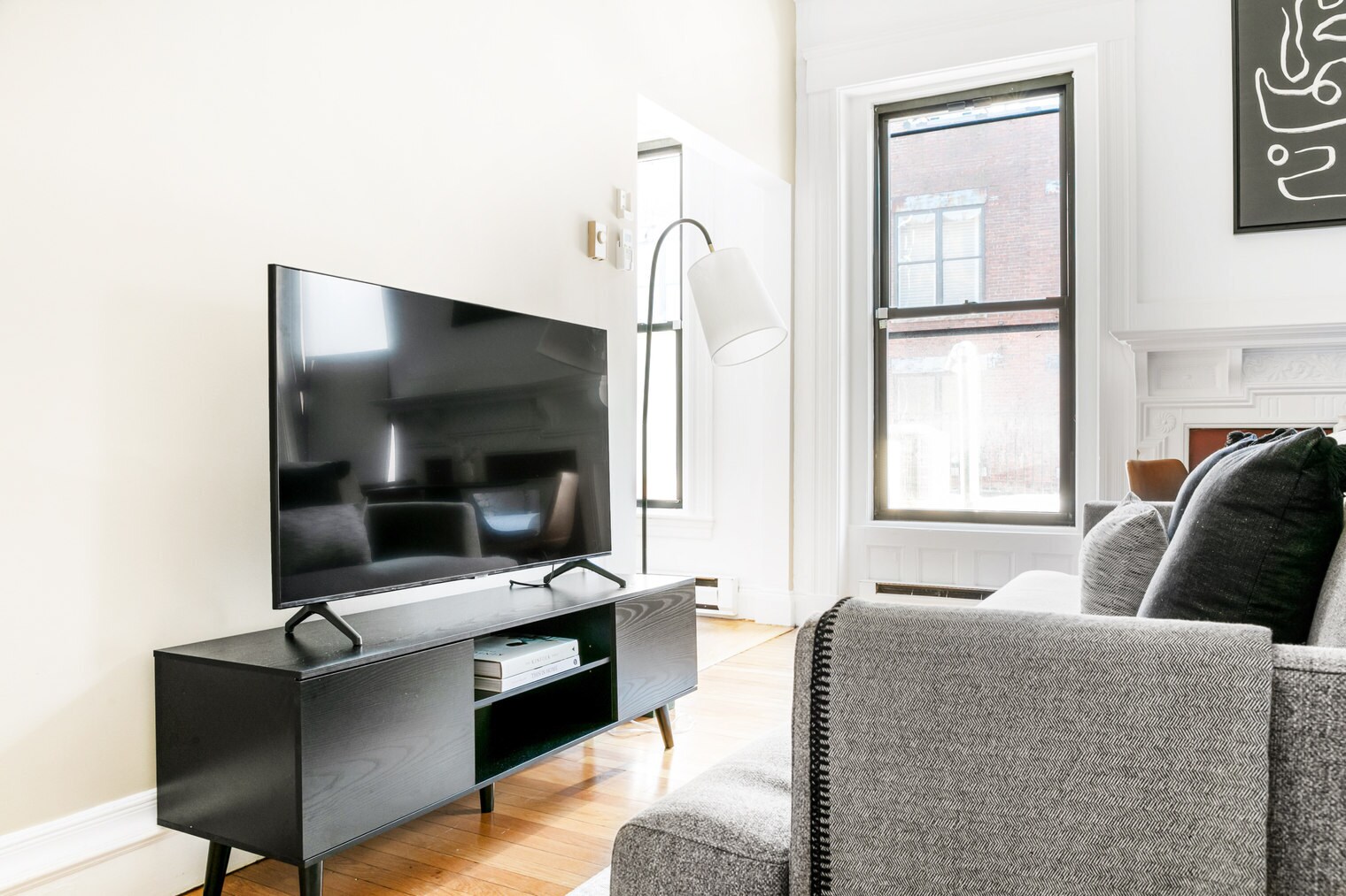 Building Photo - 232 Newbury St