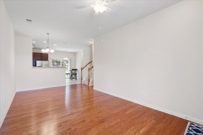 Building Photo - 10312 Cloyne Ct