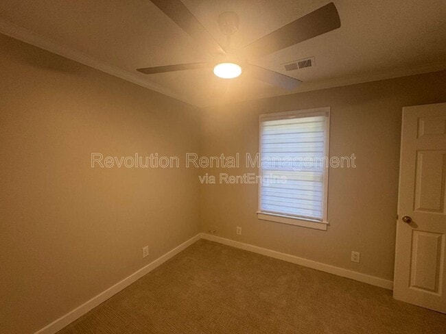 Building Photo - 380 Chattahoochee St