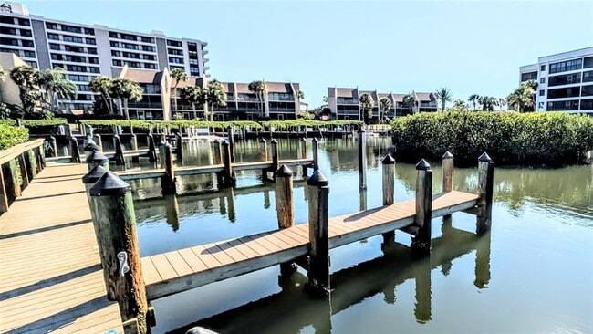 Building Photo - 6327 Midnight Pass Rd