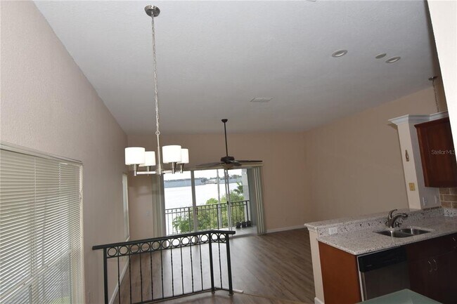 Building Photo - 702 Coral Reef Dr
