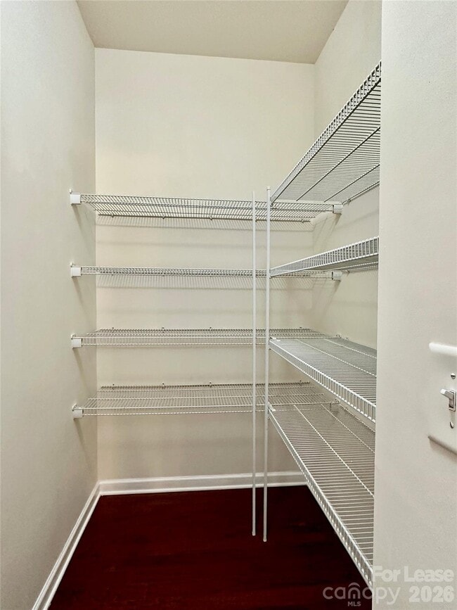 Building Photo - 1218 Clingman Dr