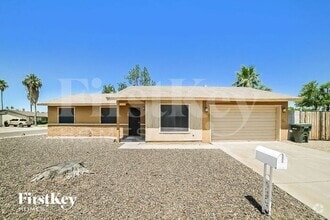 Building Photo - 12849 N 36th Dr