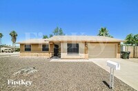 Building Photo - 12849 N 36th Dr