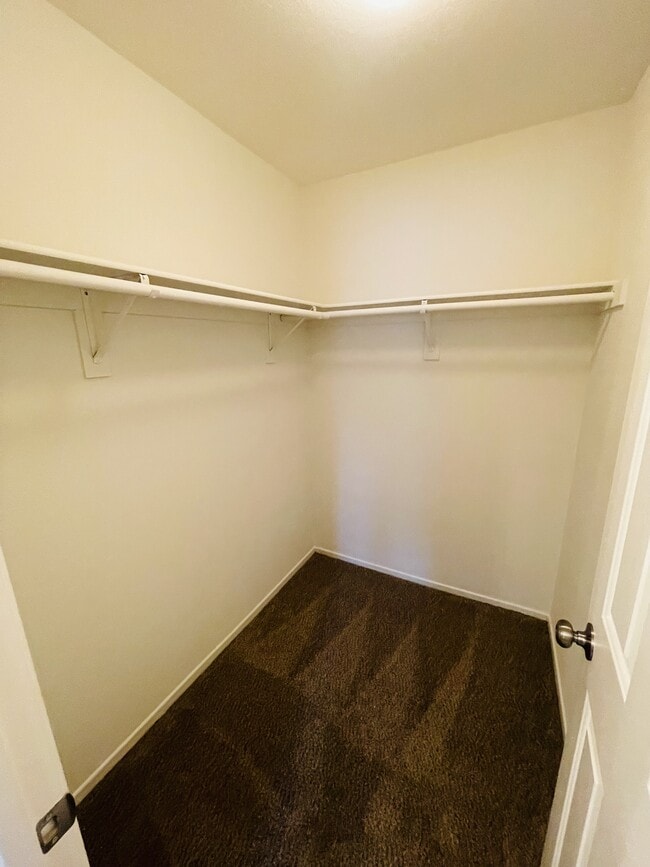 Building Photo - 26331 Arboretum Way