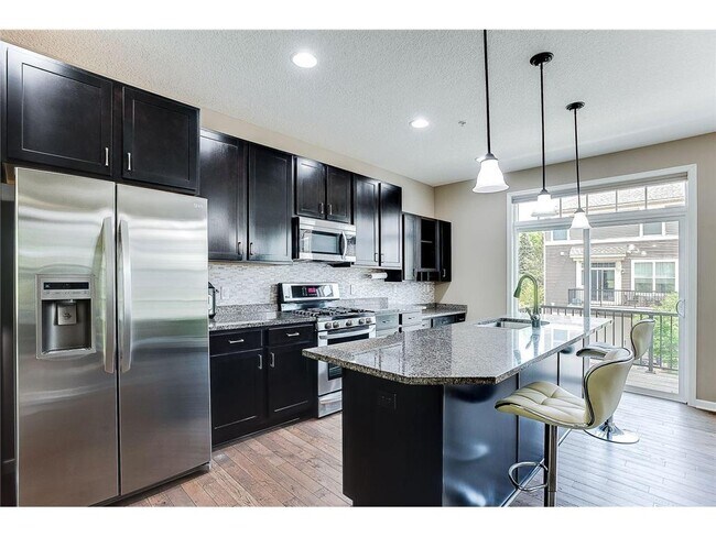 Building Photo - 8934 SW Village Loop